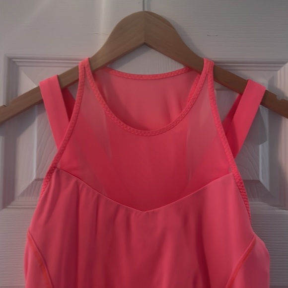 Lulu lemon mesh tank - Picture 2 of 3